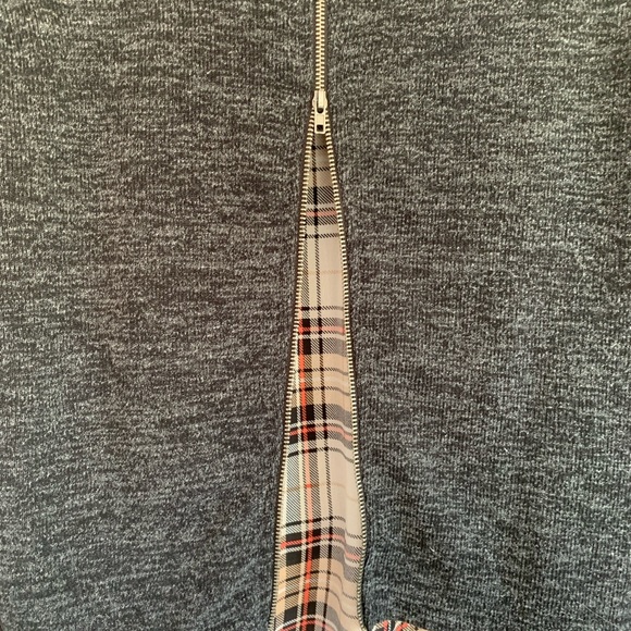 Doe & Rae Size Small Zipper Back Sweater with Plaid Bottom - Picture 6 of 7